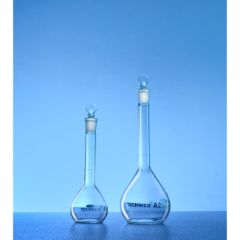 Volumetric Flask With Interchangeable Glass Stopper Class A 500 ML